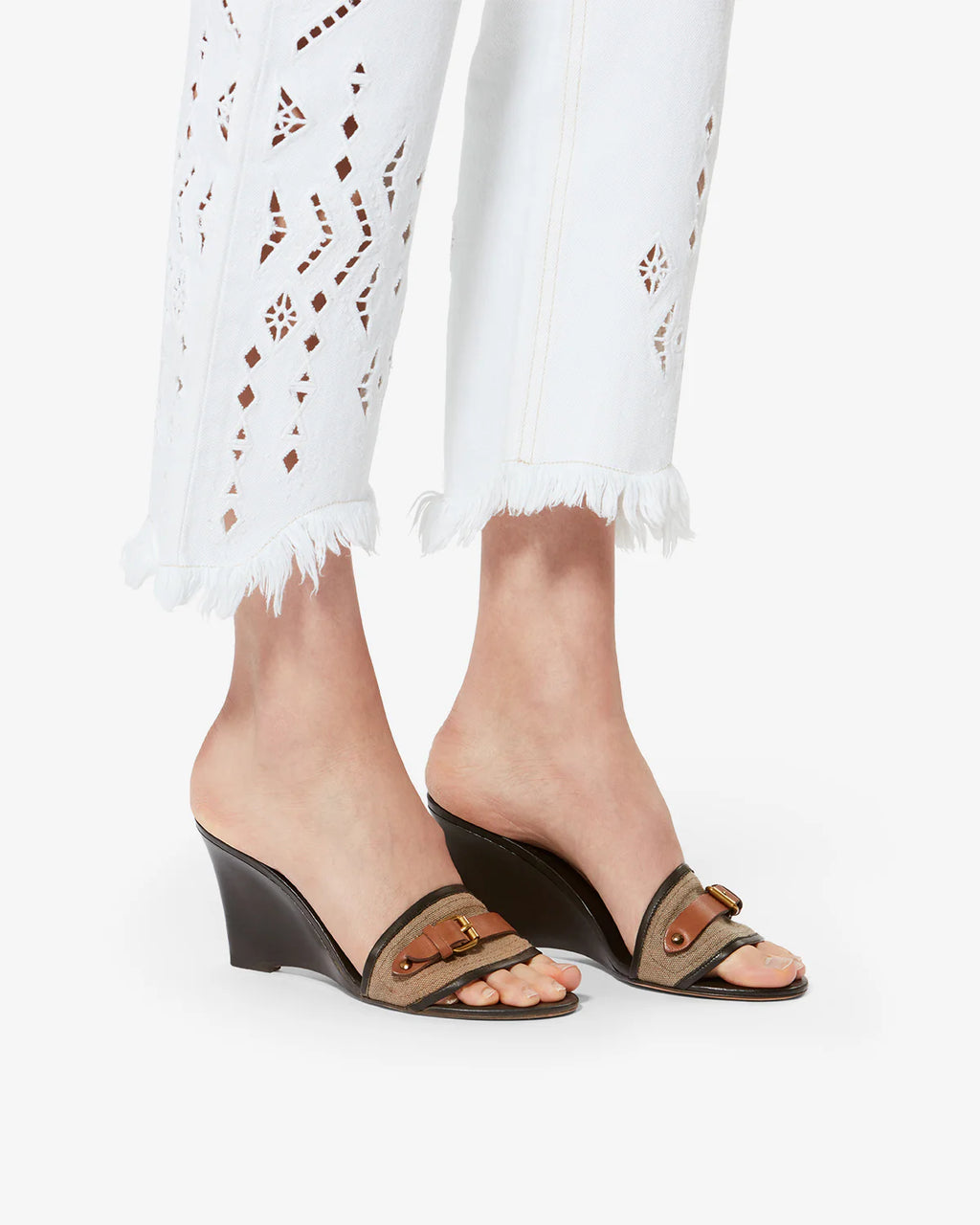 ABRYEL SANDALS